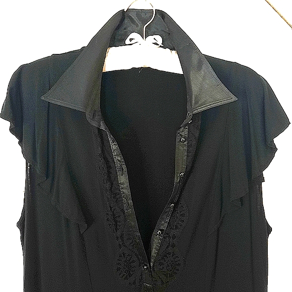 BIANCA NYGÅRD Black, Satin Collared, Half Button Down, Cap/Bat Wing Slee… - Picture 4 of 11